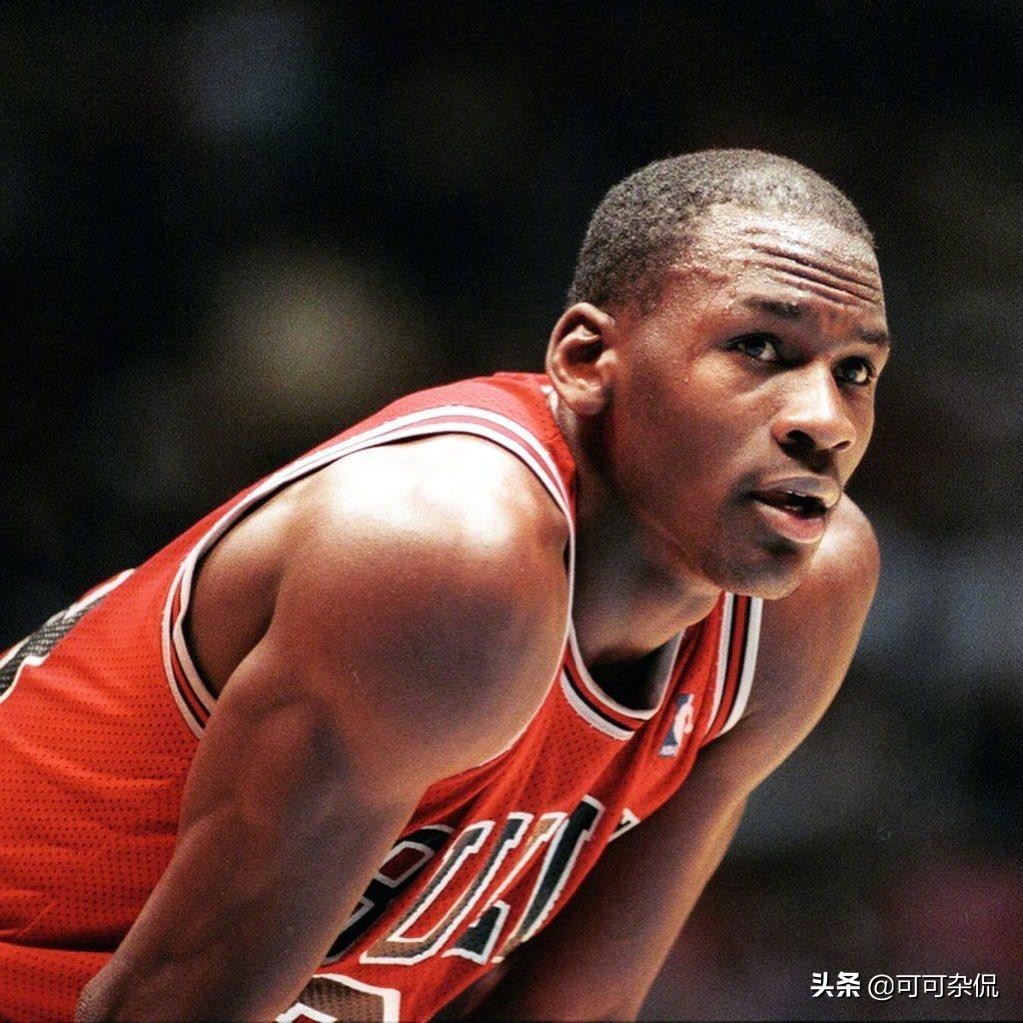 耐克是怎样成为商业巨头的,靠吹牛起家的公司