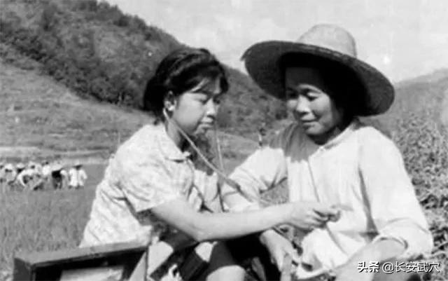 1986年山东一女子自封皇帝,密谋进京登基,后被联防队员一锅端