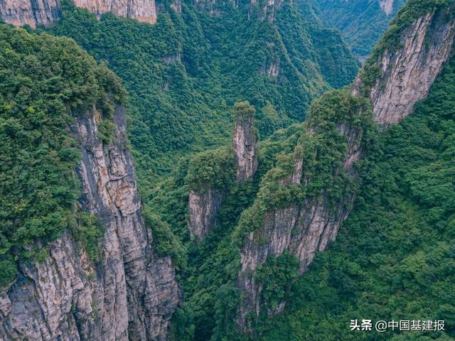 暑假湘西游,除了凤凰张家界,矮寨奇观不容错过