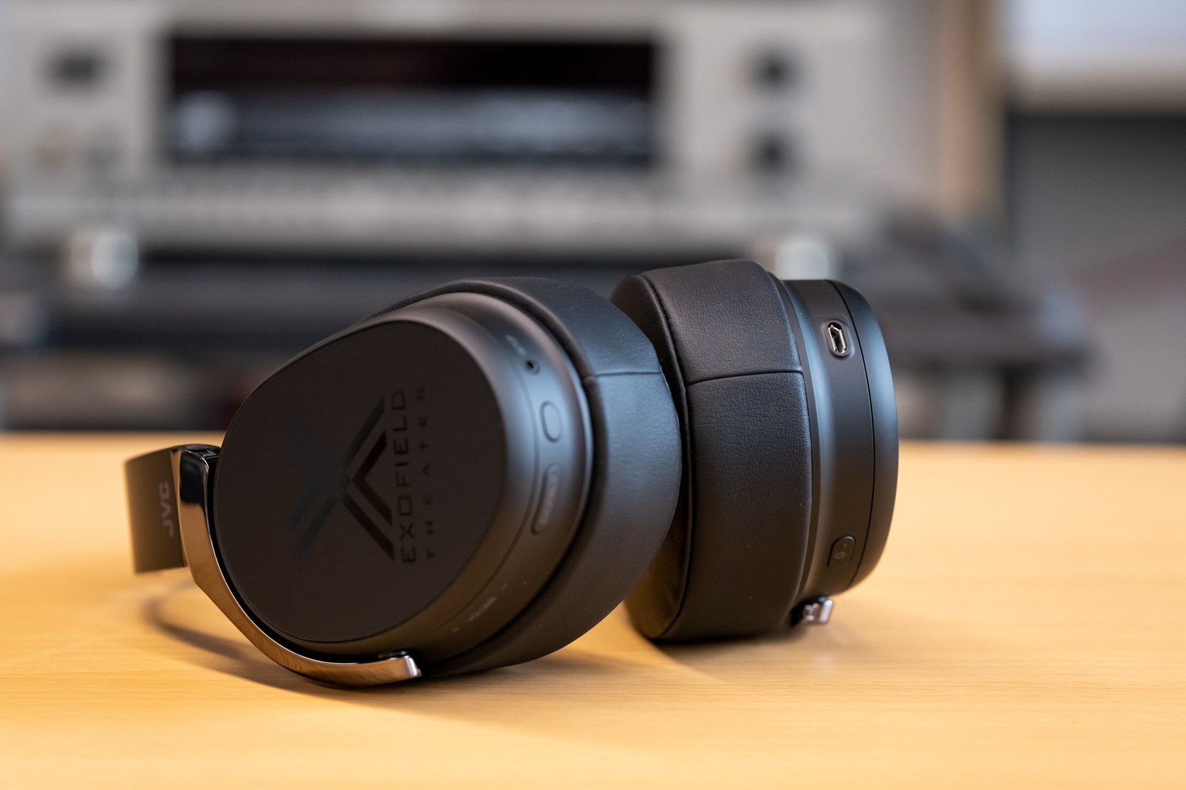 有了全景声耳机，还要不要家庭影院？JVCXP-EXT1无线影院试用