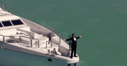 现在开游艇出海安全吗,游艇出海必须停靠游艇码头吗