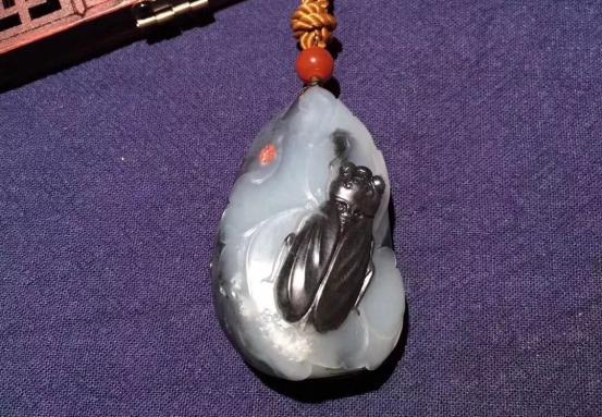 和田玉鉴别的方法和技巧,鉴别和田玉籽料的一个关键