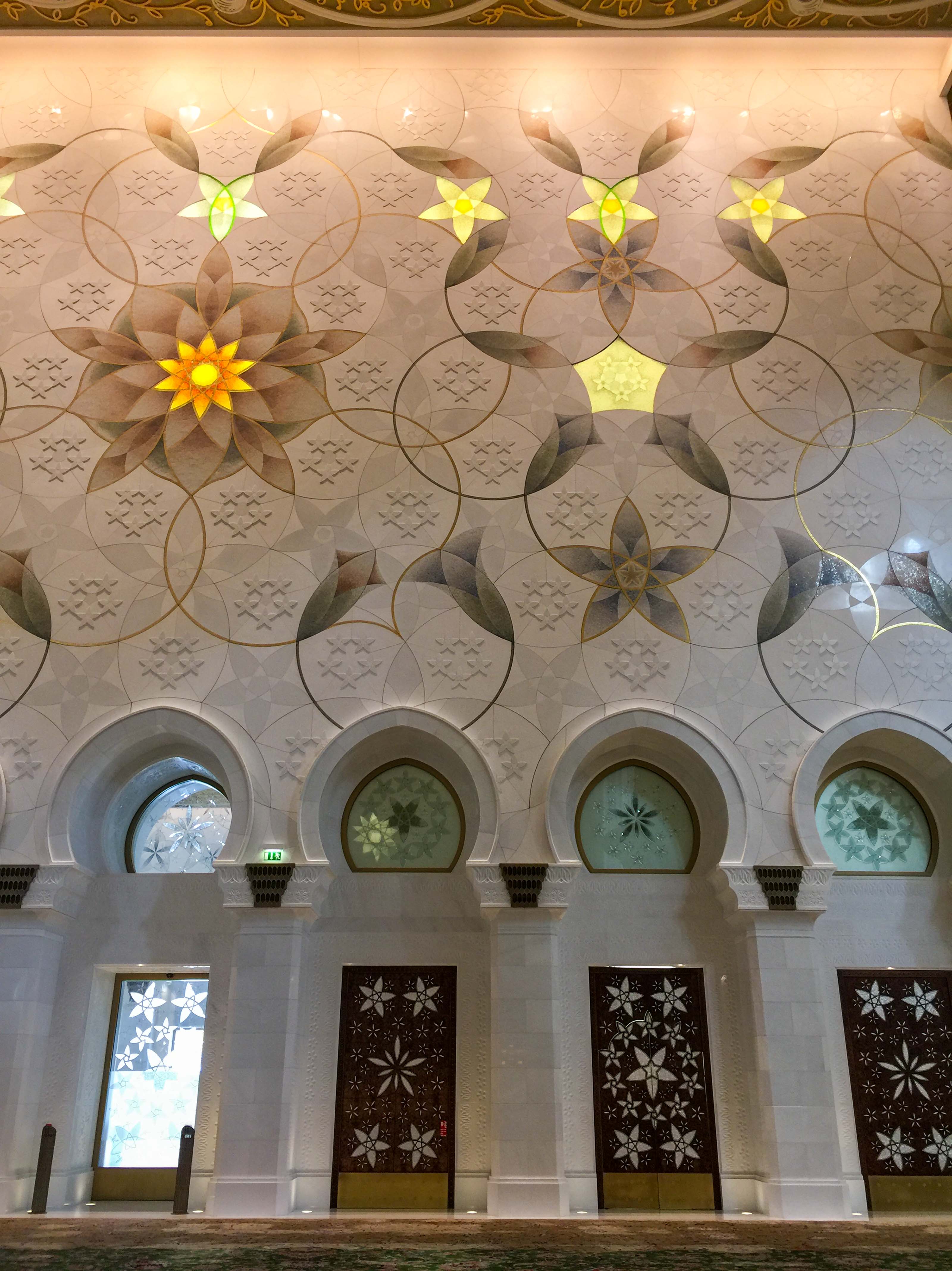 最奢华最漂亮阿布扎比的清真寺,最奢华清真寺谢赫扎伊德