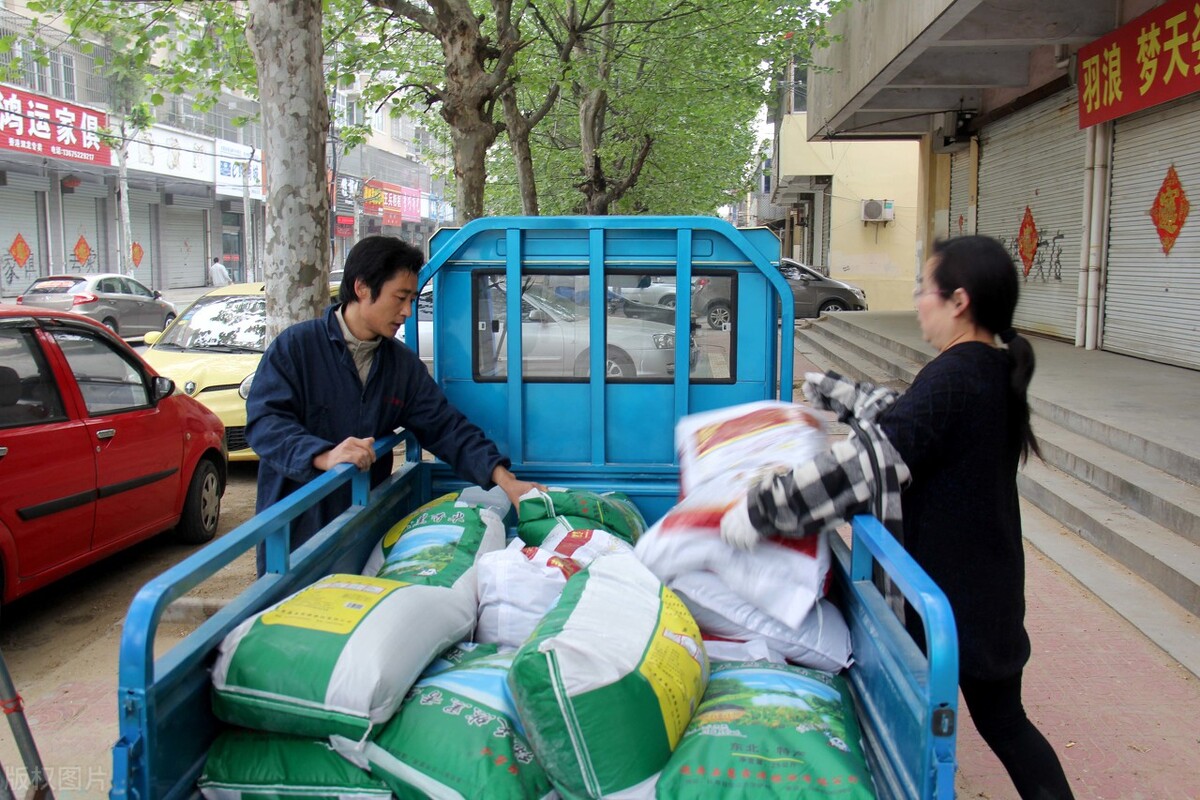 西安夫妻开粮油店,大米只送不卖,反而年赚80万,套路教给你