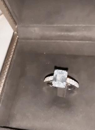 她实现了九亿少女梦寐的婚礼后,带着钻戒来了!酸哭了