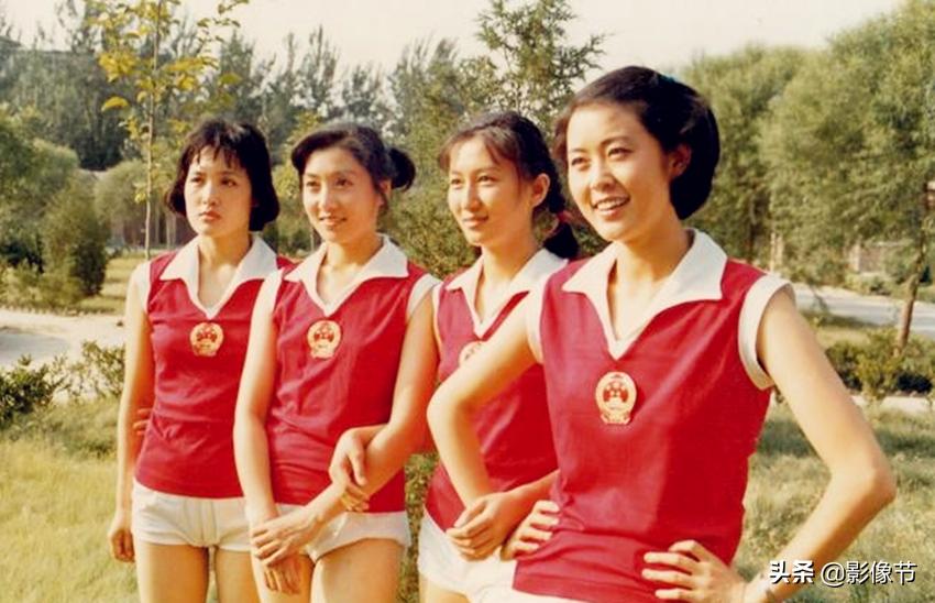 女排电影《沙鸥》本想请“山口百惠”杨希出演,最终主演为常姗姗