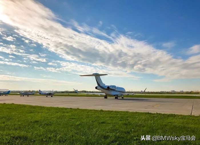 哪一台宝马适合改装m4,买bmw送什么礼品