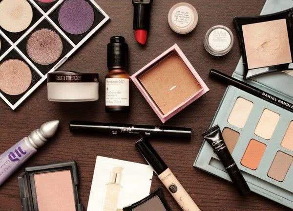 化妆师最喜欢用的彩妆品牌是什么,化妆师最爱的化妆品有哪些