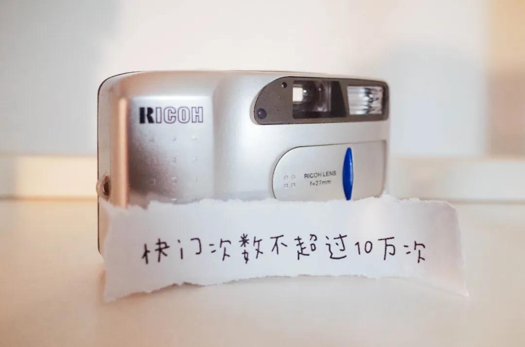 成年人就是过期的小朋友,成年人也只是过期的小朋友而已呀