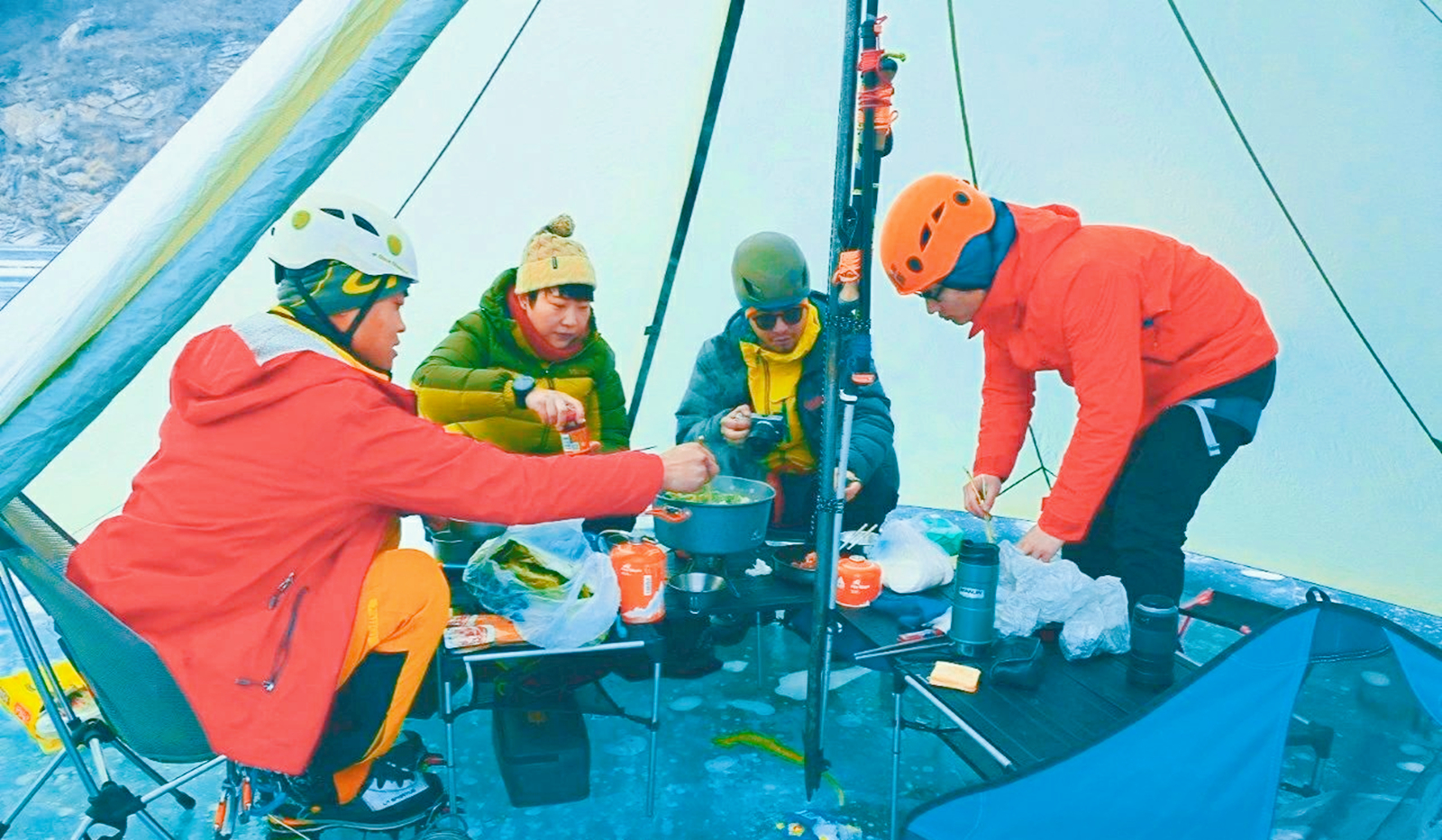 驴友徒步需要带什么,户外知识驴友出行的基本装备