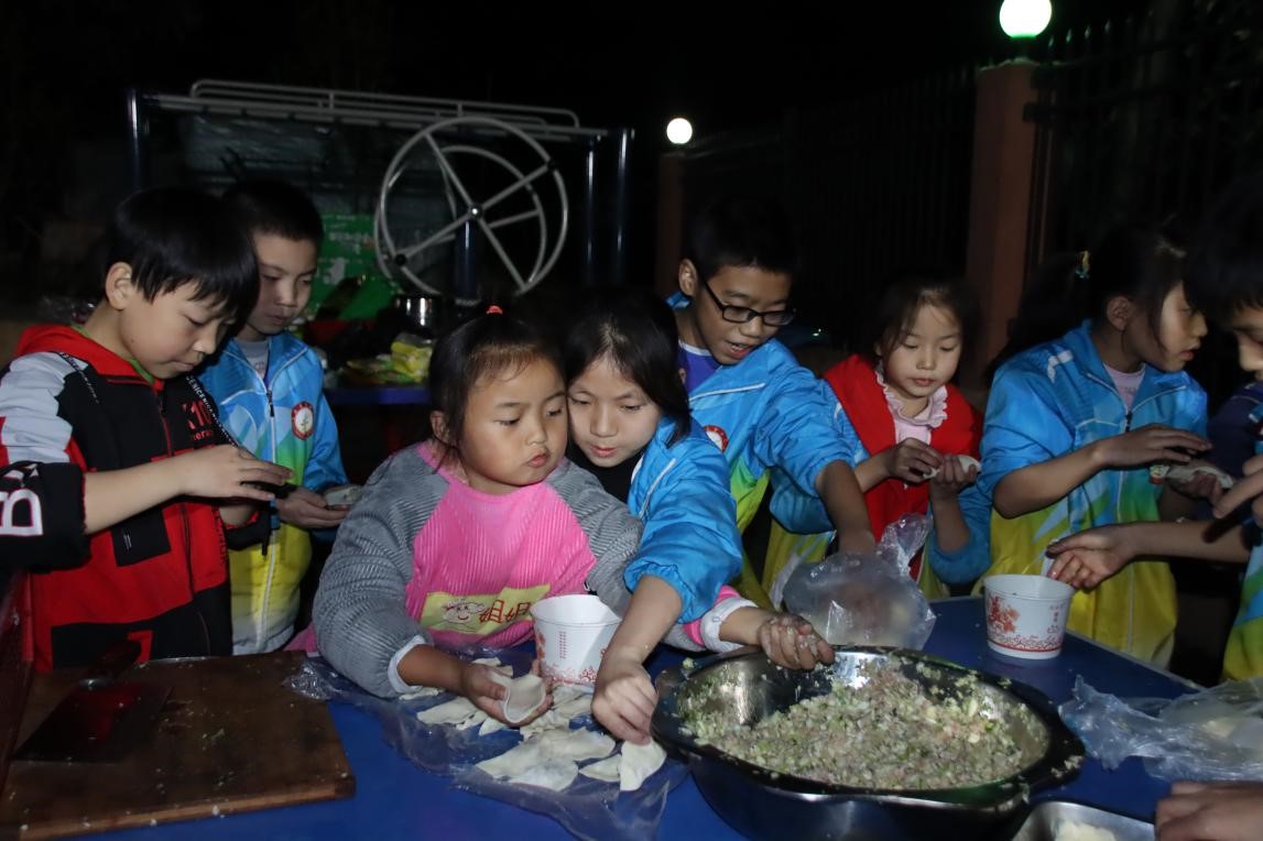 “牵手成长，筑梦未来”主题营走进合兴小学啦