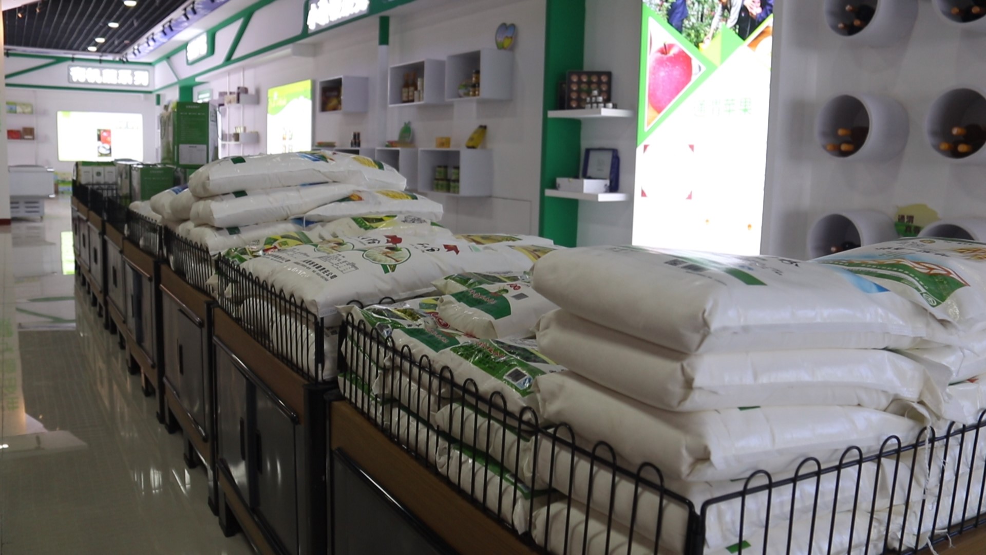 脱贫攻坚助力乡村振兴,乡村振兴电商助力脱贫