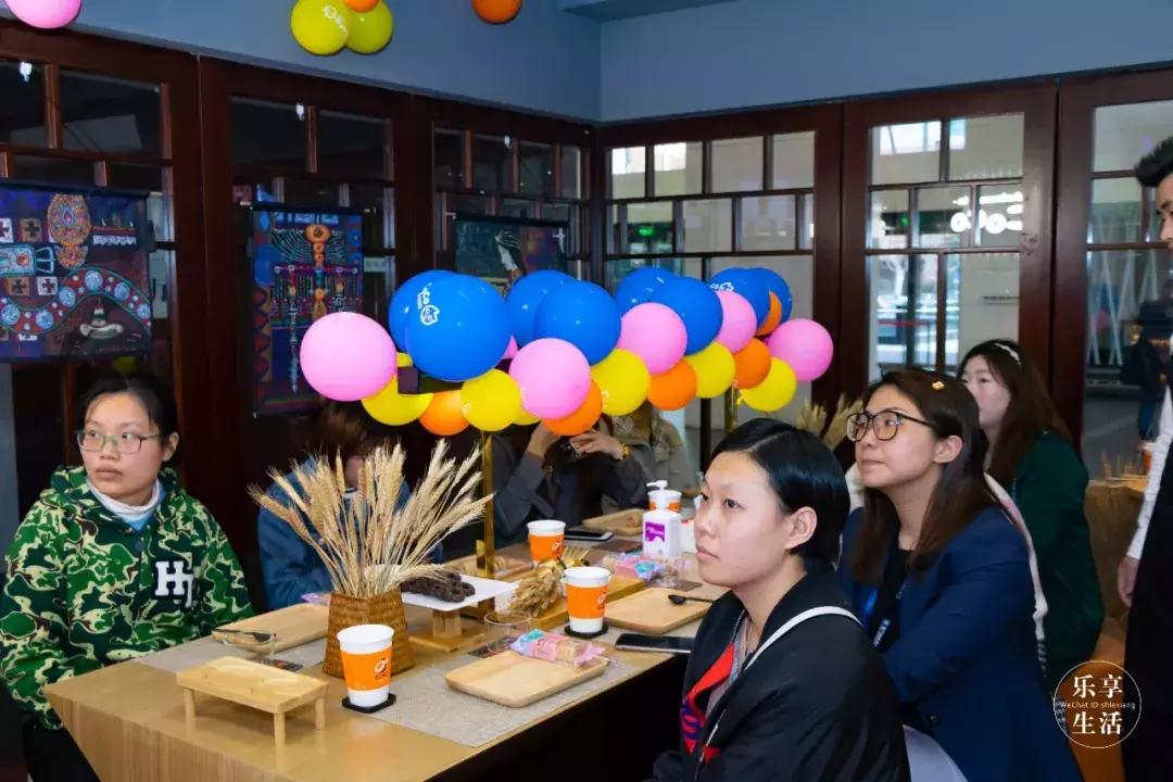 coco新年限定奶茶是好喝的,coco限定饮料