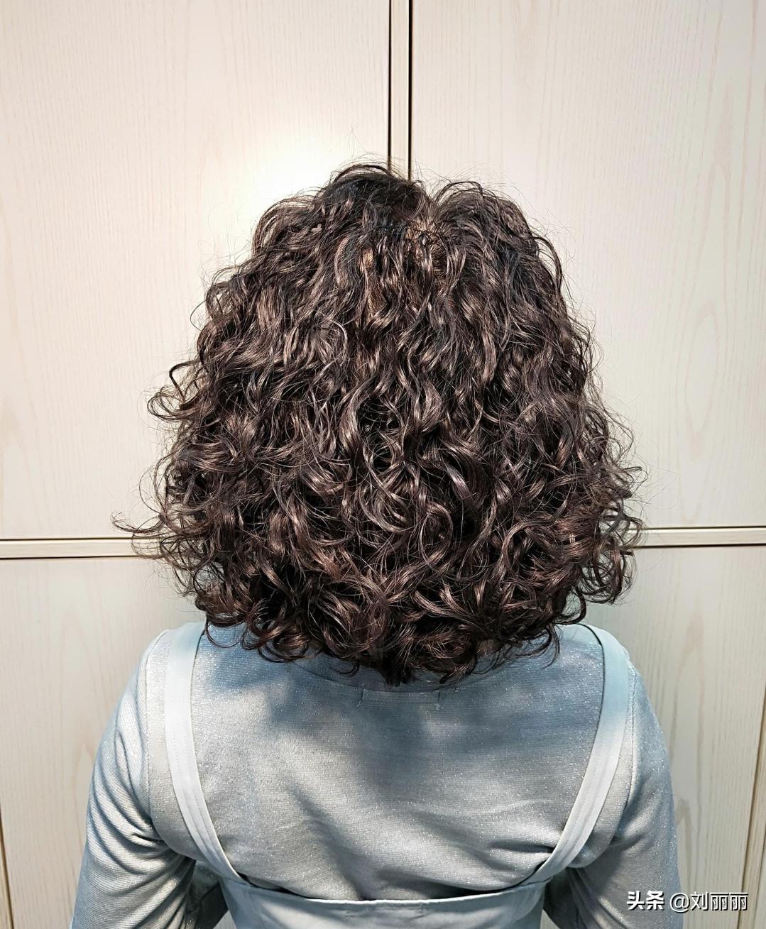 发量少细软适合什么发型有美人尖,蓬松的细软发质适合什么发型