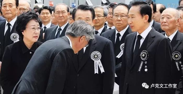 韩国政坛文在寅近况,韩国政坛文在寅