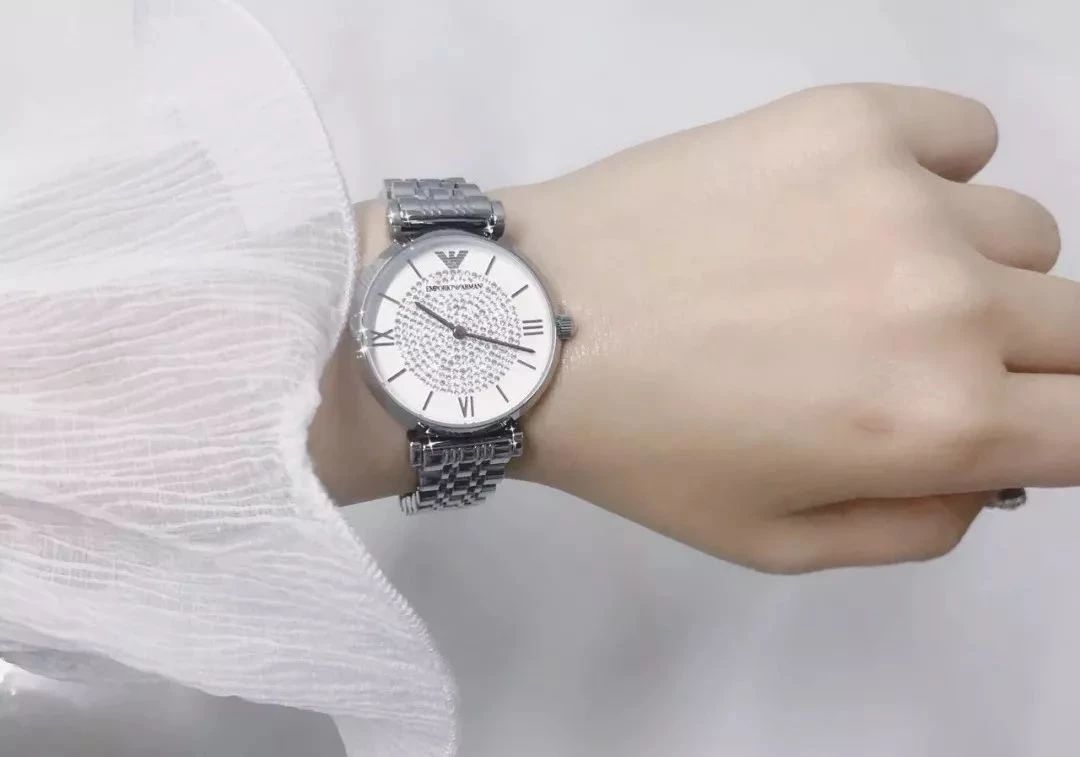 范世錡戴的手表,王濛戴的哪个牌子手表