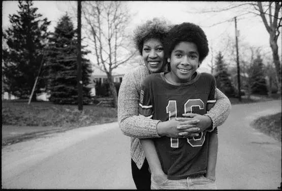 离婚后，她开始写爱，写背叛，“看看做成年人是怎样一回事”