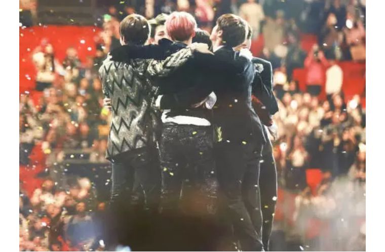 脸颊没肉是太瘦了么,韩国爱豆要瘦到多少斤