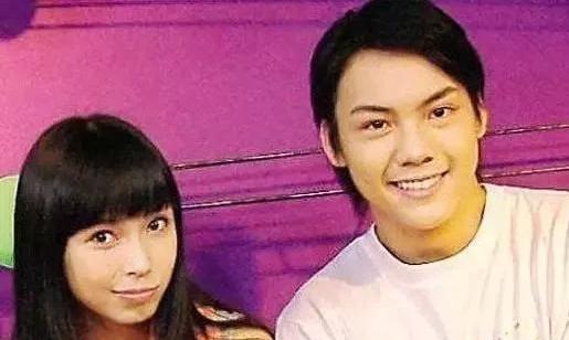 杨颖黄晓明最开始照片,杨颖靠黄晓明火的前后