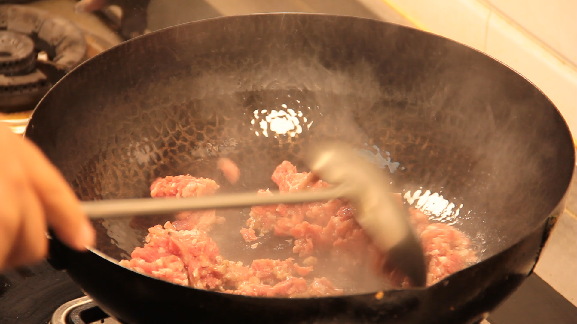 粉皮肉最简单的做法,肉末蒜焖粉皮最简单的做法