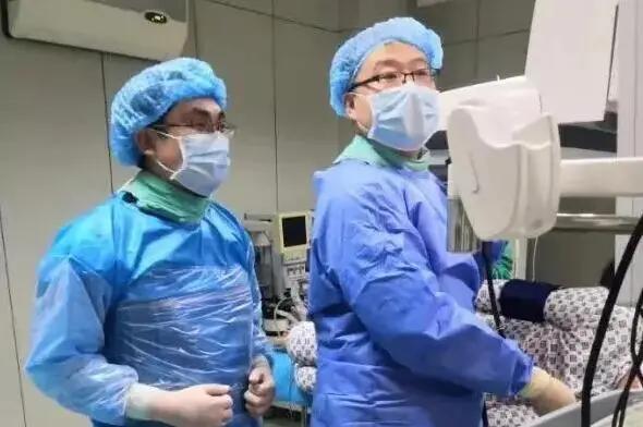 中西医结合医院手术,中西医结合双剑合璧