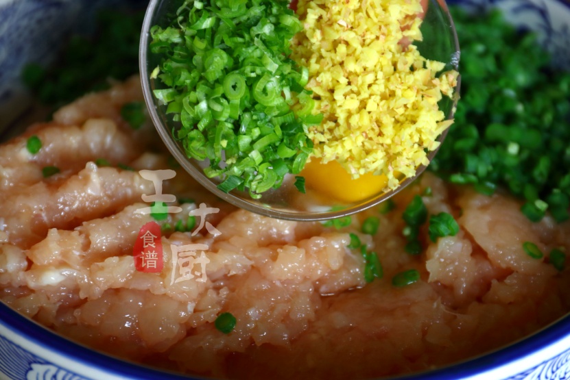 炸鸡肉丸子怎么做才能酥脆,酥炸鸡肉丸