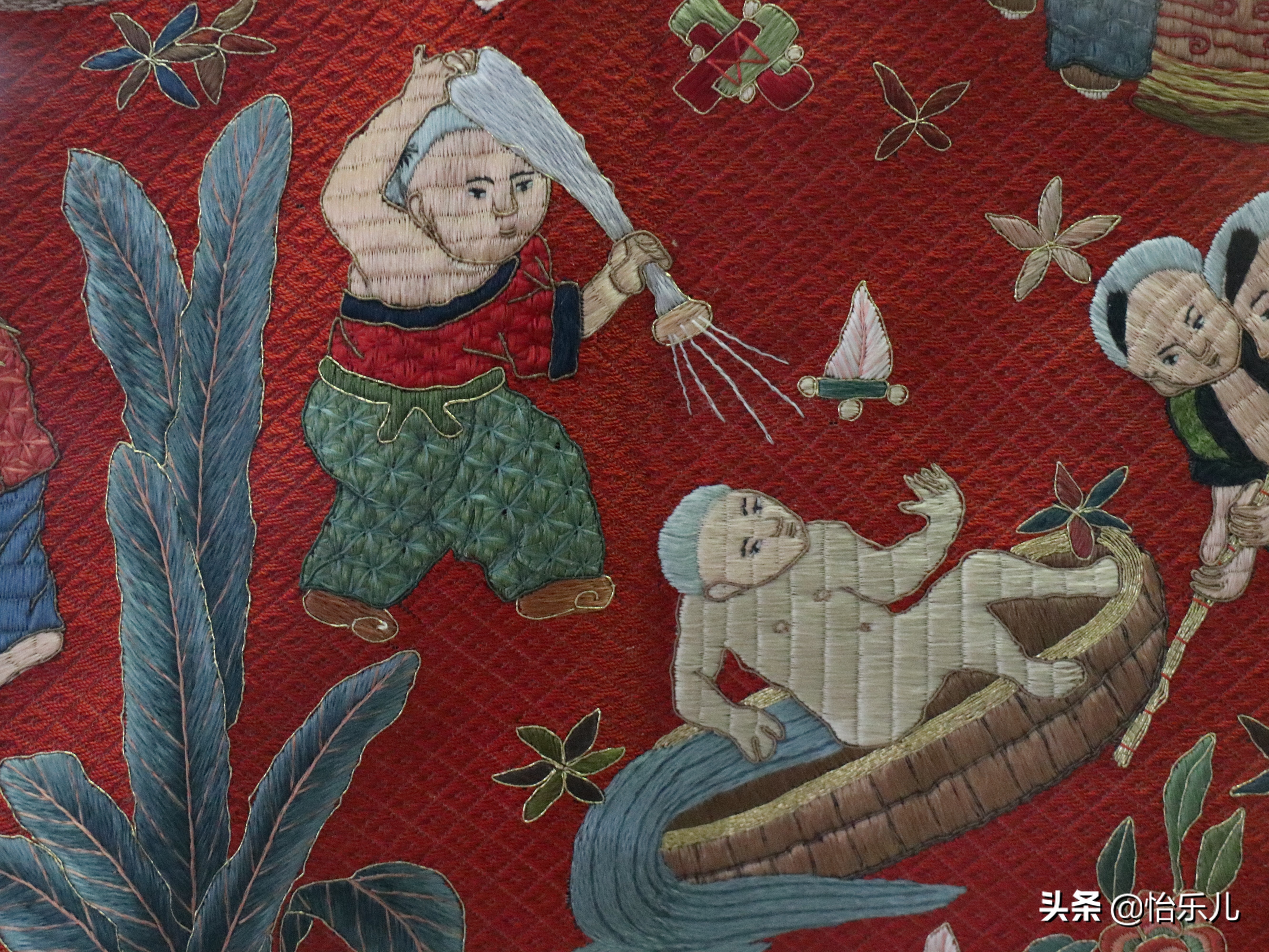 明十三陵出土文物百子衣,明定陵出土服饰