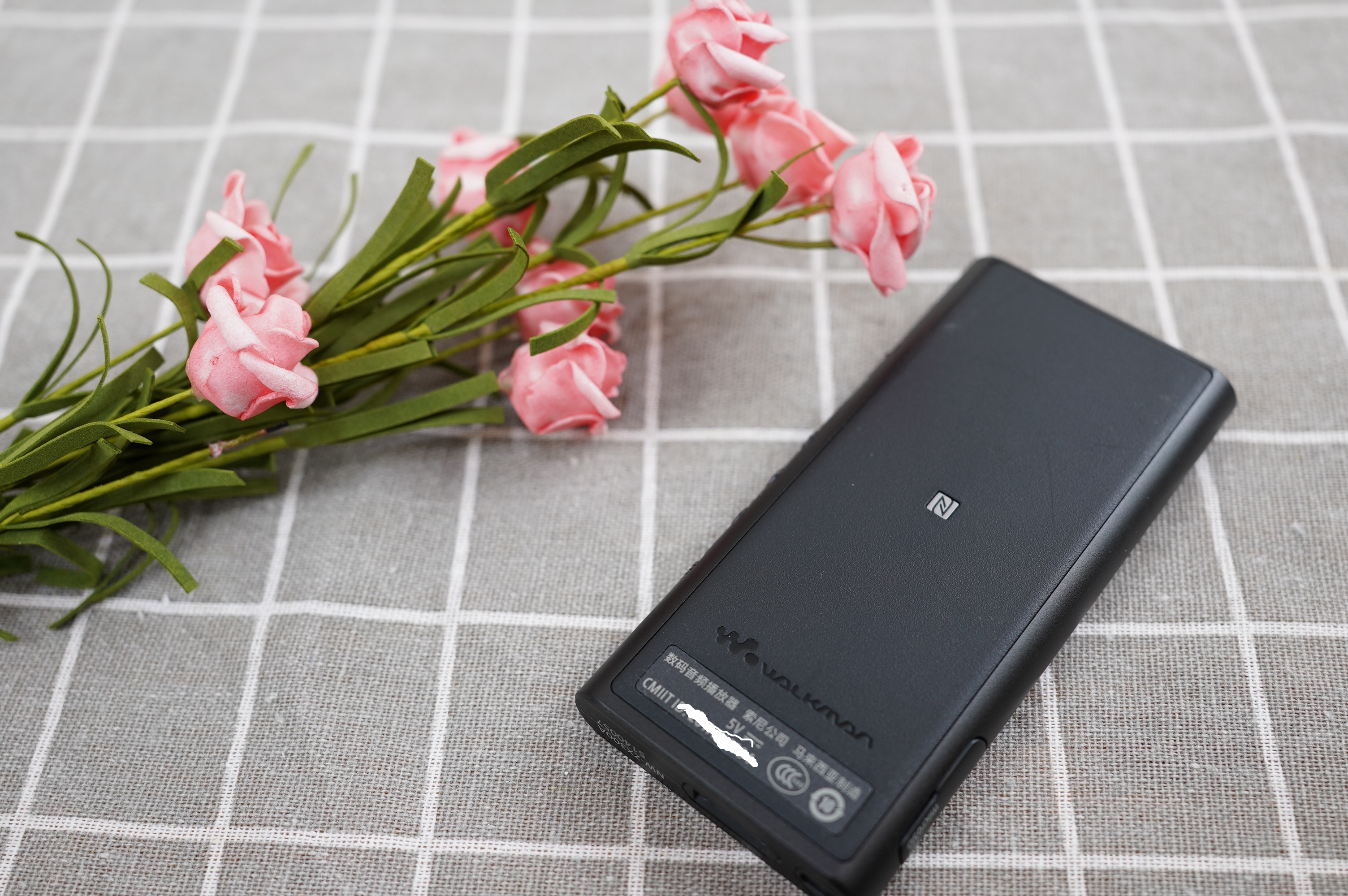 索尼nw-zx300a视频评测,索尼nw-zx300a高解析度音乐播放器