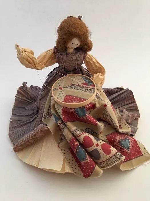 用玉米皮做的手工作品,手工玉米皮编席子教程