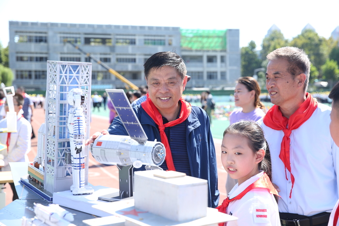 筑梦星空载人航天科普活动,筑梦校园科技节