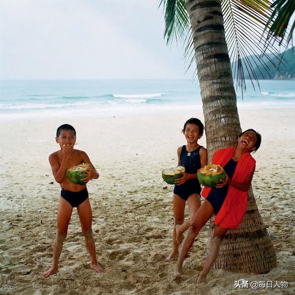 日本摄影师给中国儿童拍照,著名摄影师回忆第一次给孩子拍照