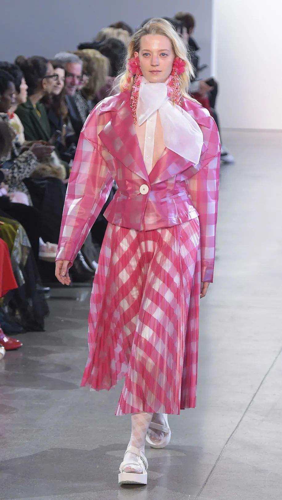 没有少女心也可以爱上这朵“蝴蝶结”