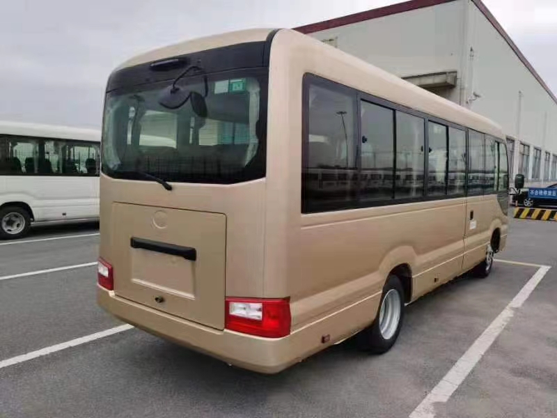 丰田考斯特2012款2.7l手动16座,丰田像考斯特的mpv