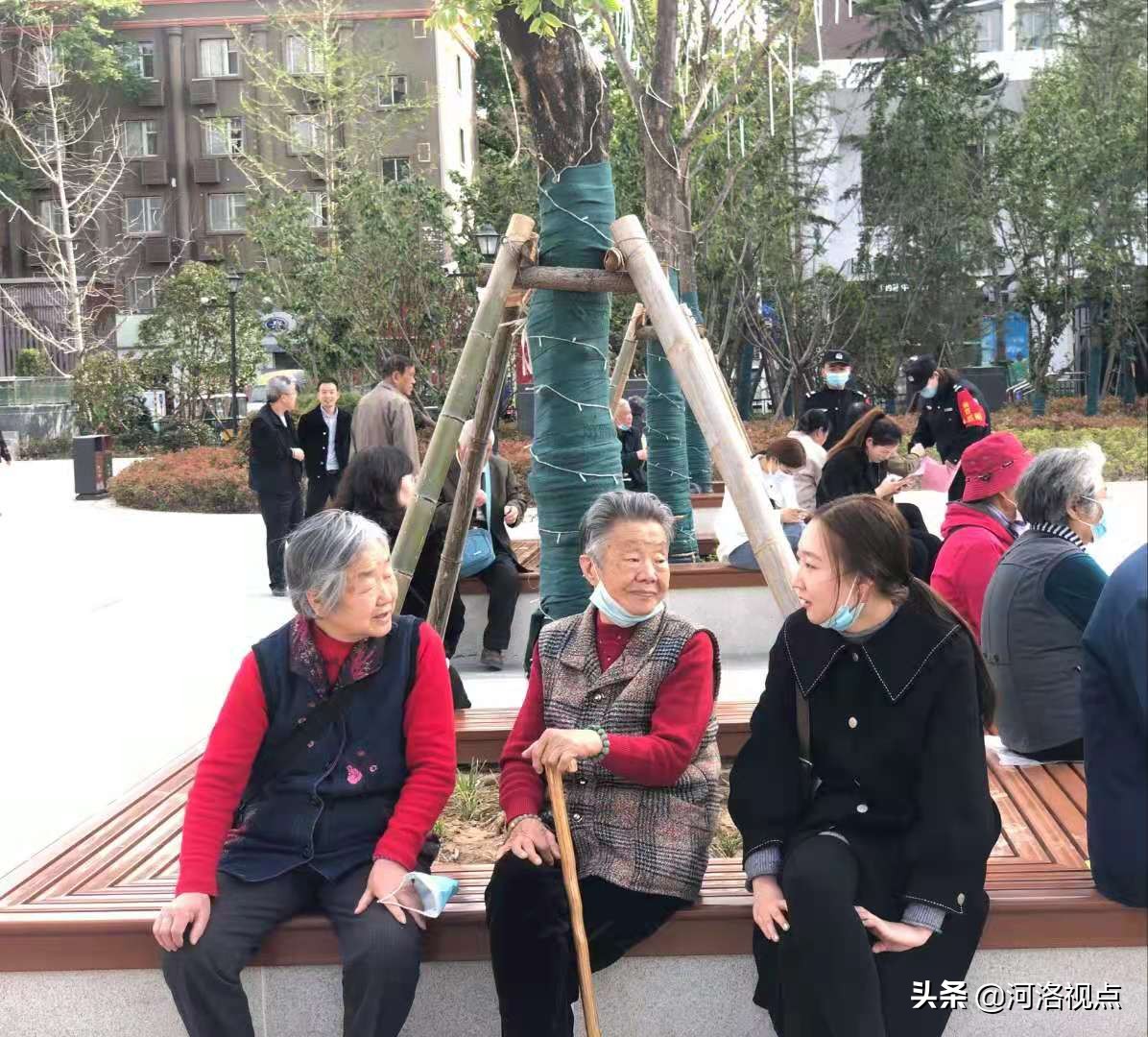 「我为群众办实事」河南鼎大律师事务所开展“基层大走访律师群众拉家常活动”