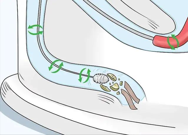 抽水马桶堵了?别急,利用常见的4种日用品及方法即可疏通