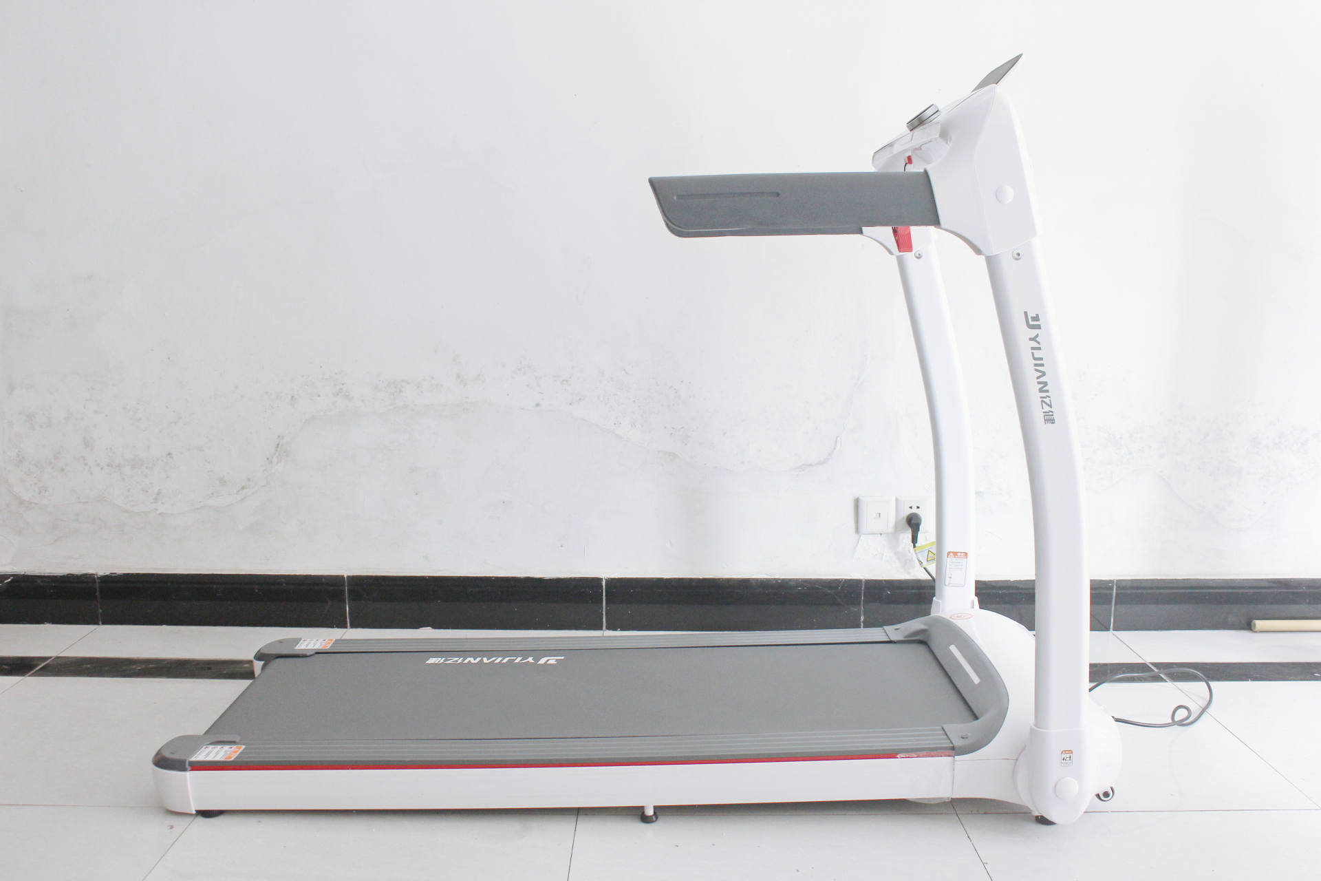 每逢佳节胖三斤?华为智选亿健精灵S7跑步机,宅家健身好选择