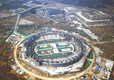 你好，“飞碟”！成都大运会主体育场提前主体封顶