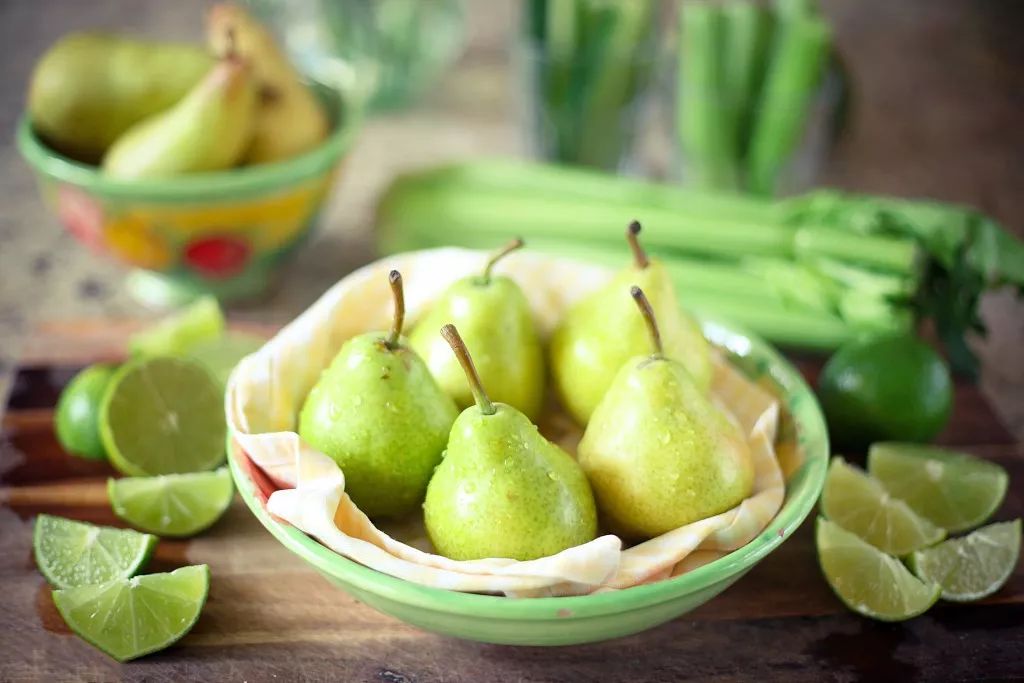 中医说的血热在西医里面是什么,血热妄征和血热是一样的吗