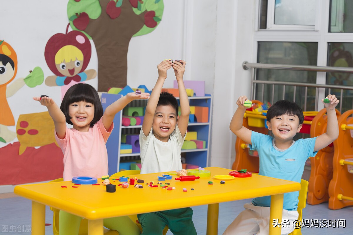 孩子总是不听话该怎么教育,幼儿园老师怎么管教不听话的孩子