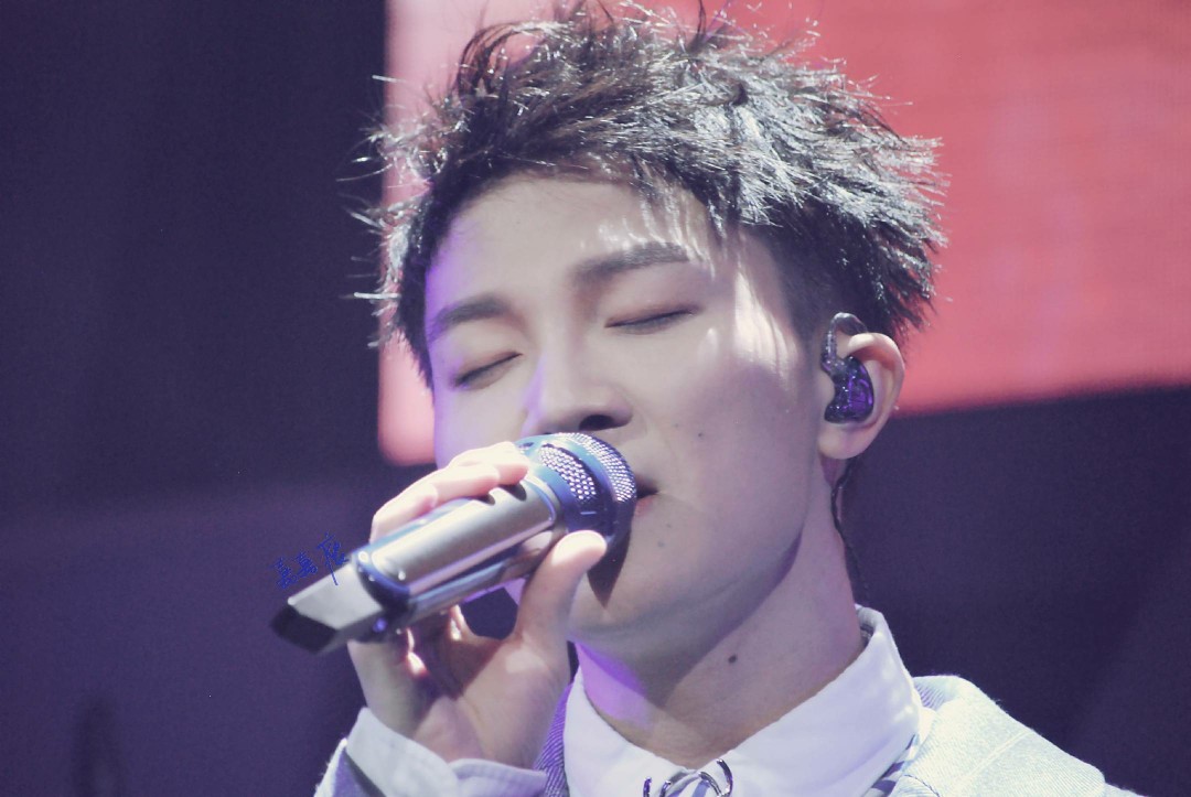 如何练习唱歌发声方法,唱歌技巧三分钟学会