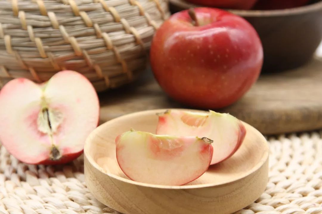 切开菠萝发现不熟怎么办,水果没熟切开了怎么办