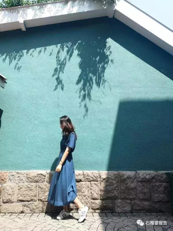 穿上它就不需要P图,这条短袖连衣裙真实爱上