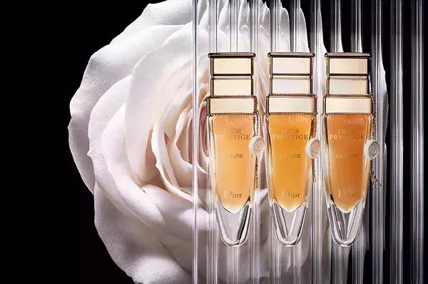 一支口红35万!一瓶面霜78万!瞬间觉得自己的化妆品一点都不贵!