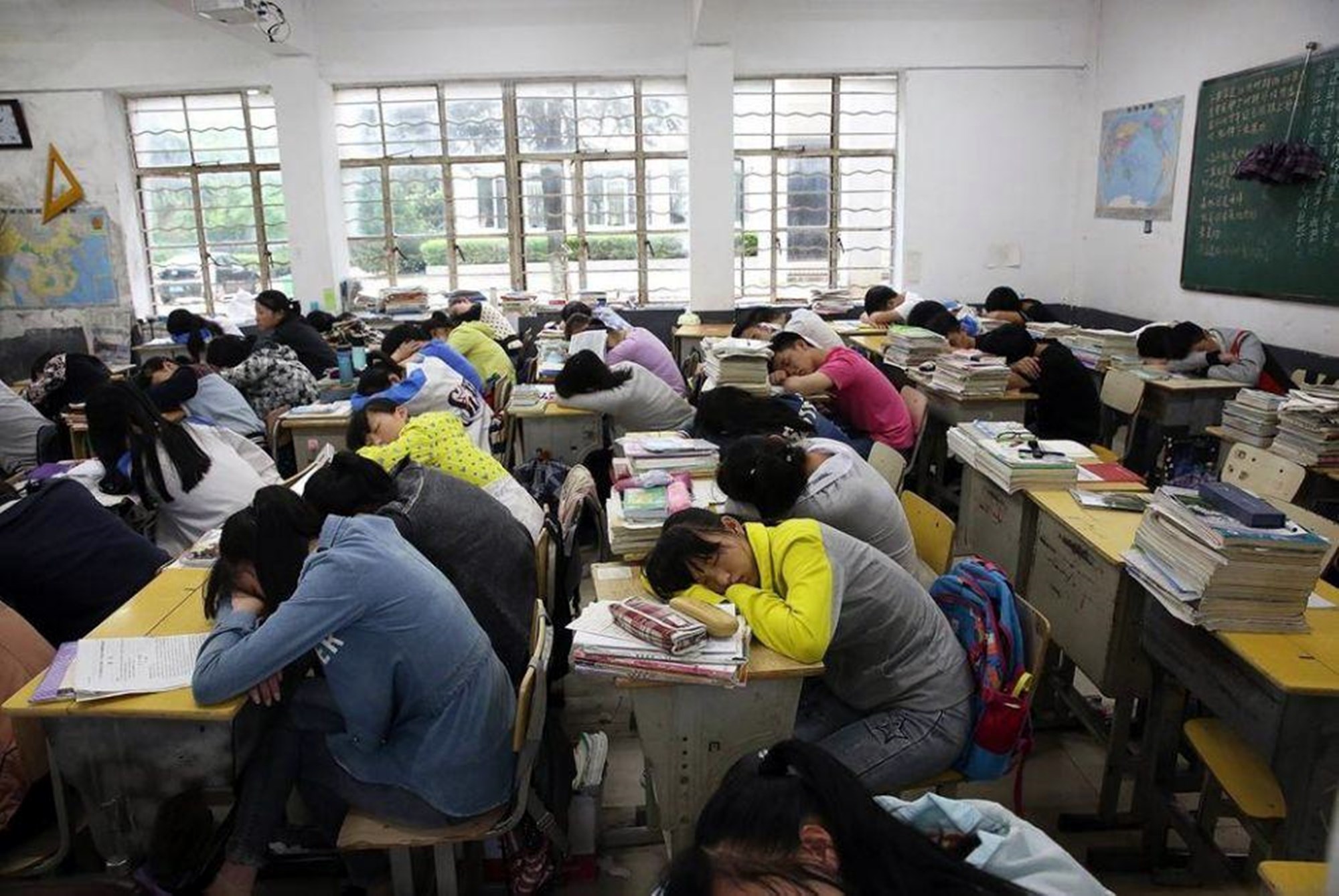 公办学校因为成绩差劝退,成绩不好被校长约谈怎么办