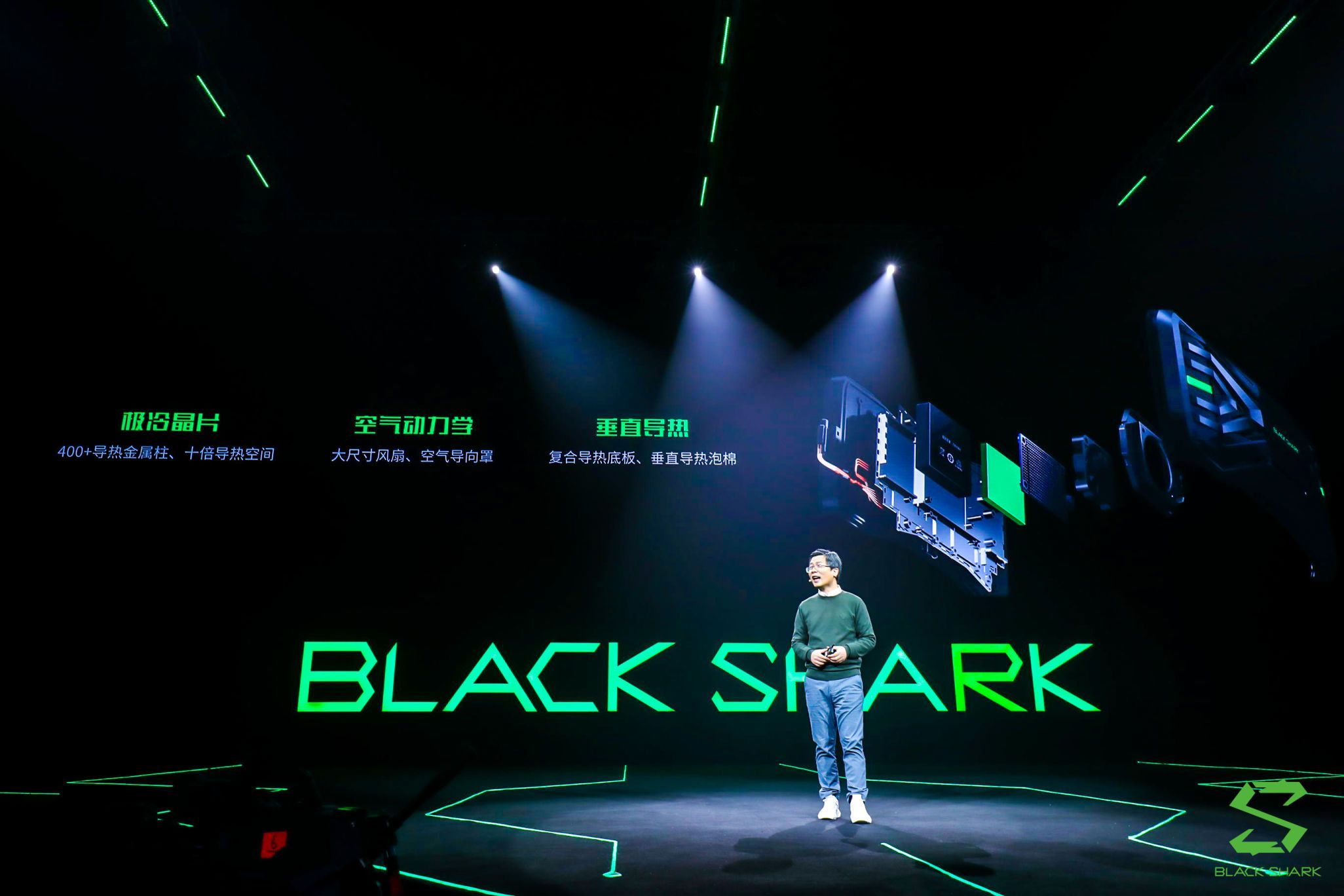 黑鲨游戏手机2发布会上手体验,黑鲨游戏手机2测评视频