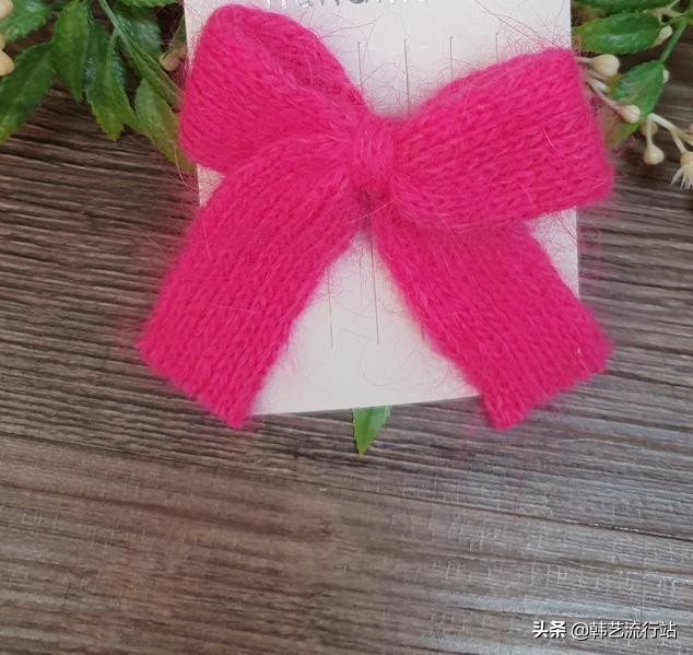 韩国蝴蝶发饰最流行款,韩系时尚潮流发饰