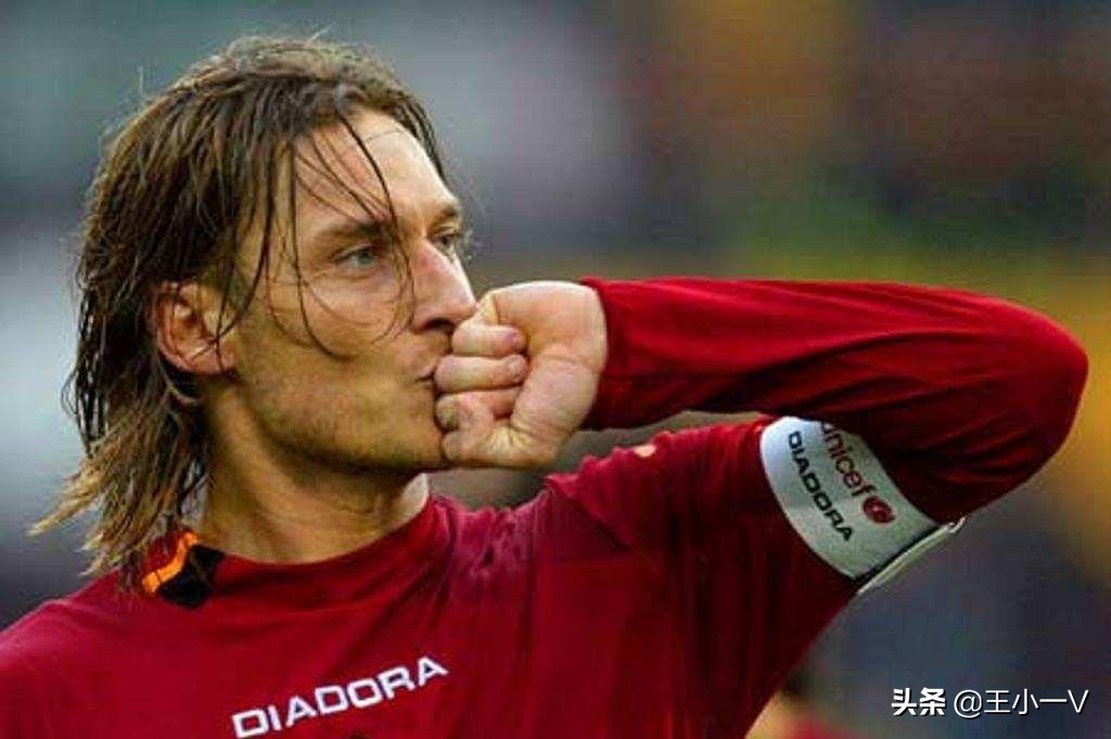 天下足球十大忠诚,足坛最忠诚的人