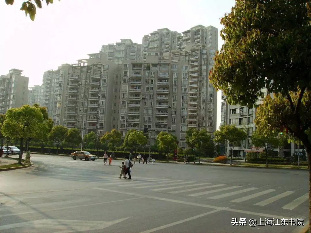 韩可胜为《联洋之窗》做序“联洋：一个温暖的社区”