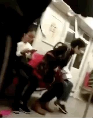 洋垃圾来袭:中国不能成为外国渣男的天堂