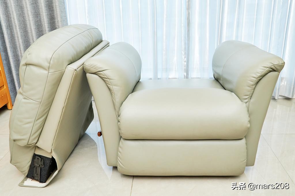 躺平也要舒适惬意，LAZBOY乐至宝功能单椅给你家中的小确幸